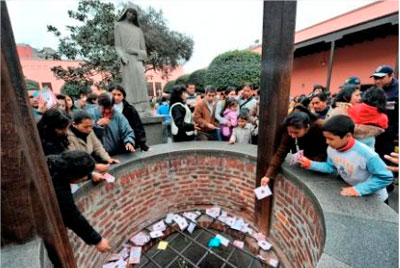 Creyentes en Italia se preparan para festejar a Santa Rosa de Lima