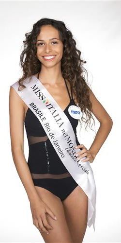 Miss Italia es Aylen de Argentina. En el escenario un llamado para la ciudadanía