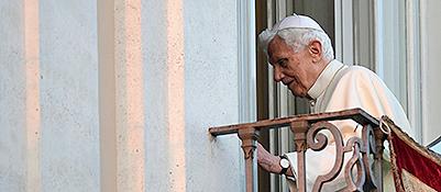 El Papa deja el Vaticano Foto Video, hecho histórico
