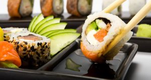 Cómo preparar sushi en casa?