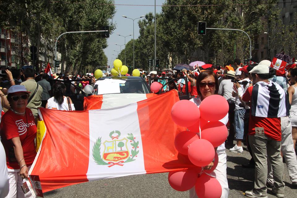 Peruanos residentes en Milán celebraron 192° aniversario de Independencia Nacional del Perú
