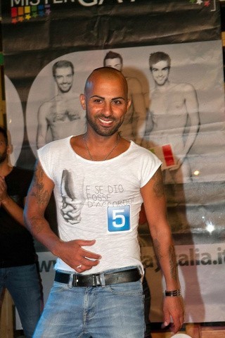 Hussyien Adnan Mister Gay in Italia