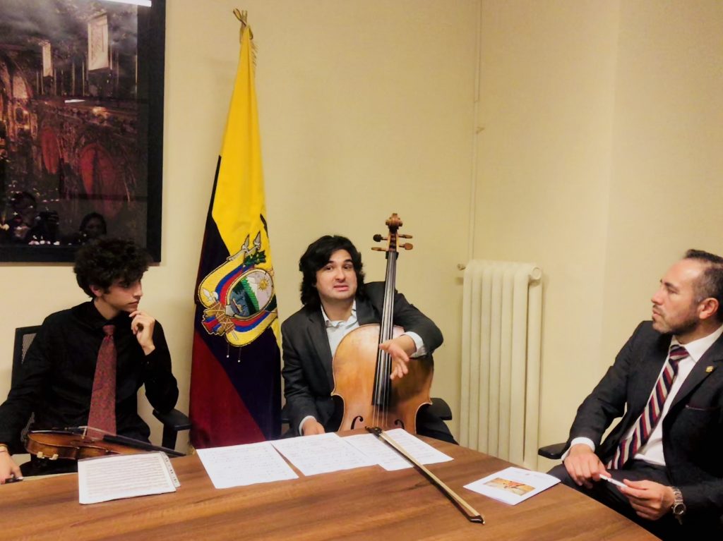 Rueda de Prensa con Diego Carneiro en el Consulado del Ecuador en Roma